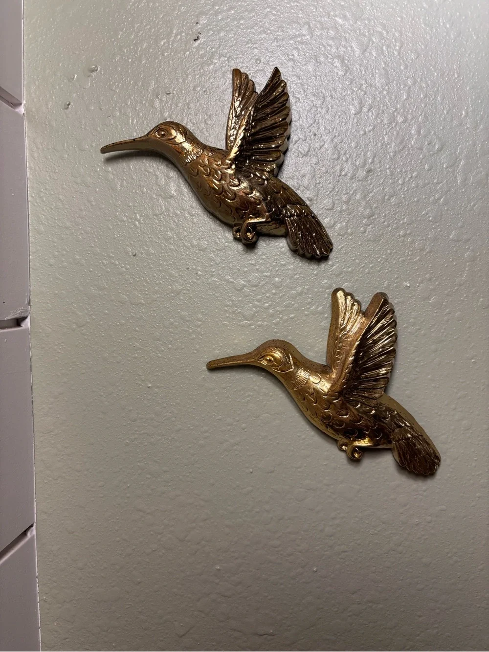 Vintage HOMCO Gold Tone Hummingbird Wall Decor – Set of 2